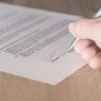 Empresarios y sindicatos chocan con sus propuestas de reformas al nuevo Gobierno 