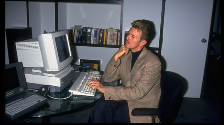 Internet estrena gobierno, BowieNet y radiografía de la élite tuitera. Internet is a Series of Blogs (380)