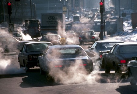 ¿Iniciar el año contaminando menos con el auto? Te proponemos un decálogo para lograrlo