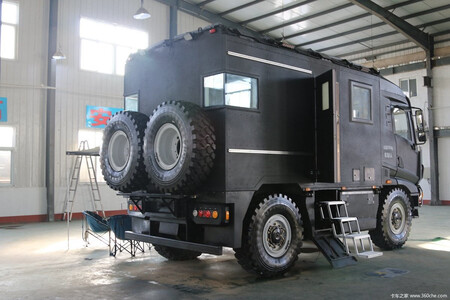 Unimog Chino 2