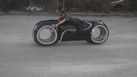 La moto de Tron, de la ficción a la realidad