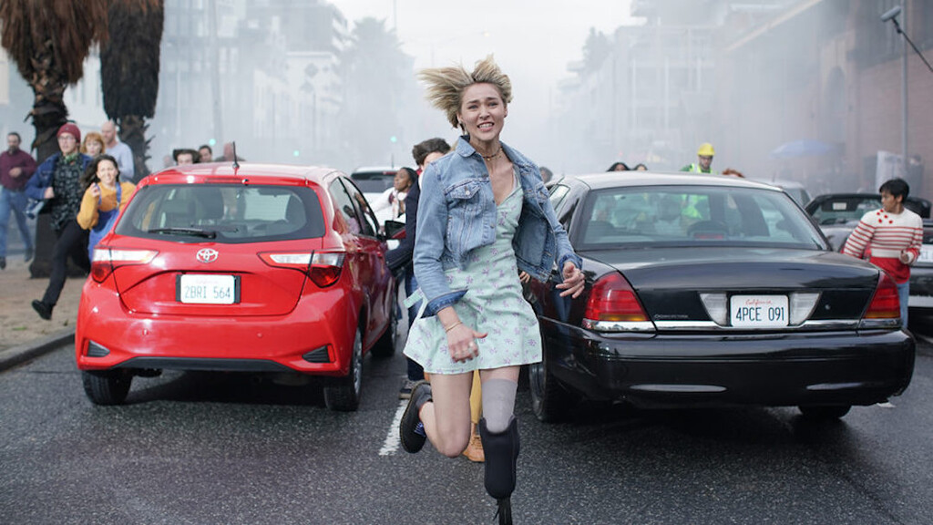 Un agujero gigante que se traga media ciudad es el gran enigma de esta intrigante serie de HBO Max 