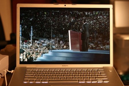 El político español no es capaz de encender la chispa digital