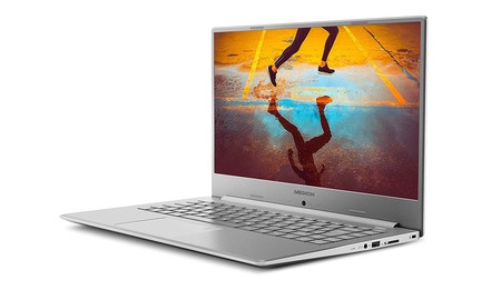 Hoy en Amazon, el delgado Medion Akoya S6445 sólo cuesta 399,99 euros