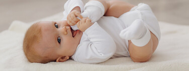 Cada vez ponemos nombres más cortos: estos son los que más triunfan para niñas y niños (y su significado)