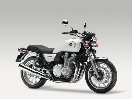 Honda CB1100 doble escape