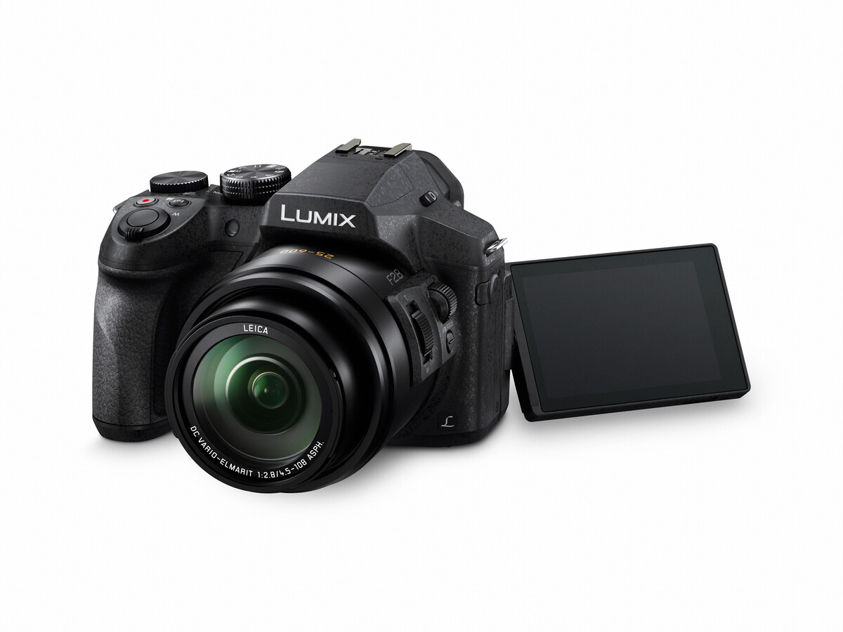 Panasonic FZ300, todoterreno ultraluminosa con estabilización de 5