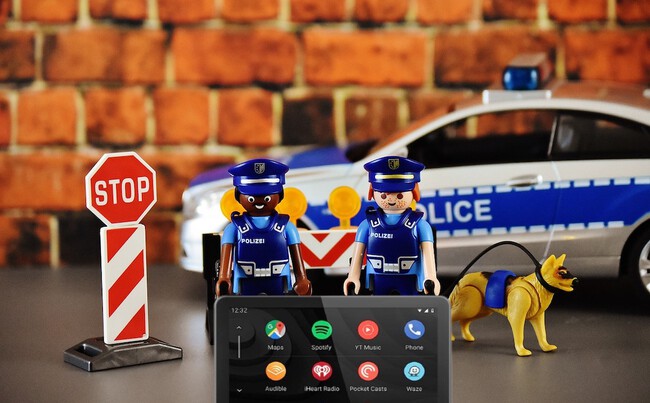 Police 2074497 1280