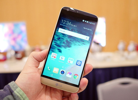 El V20 tomará el relevo del G5 como terminal estrella de LG ante sus malos resultados económicos