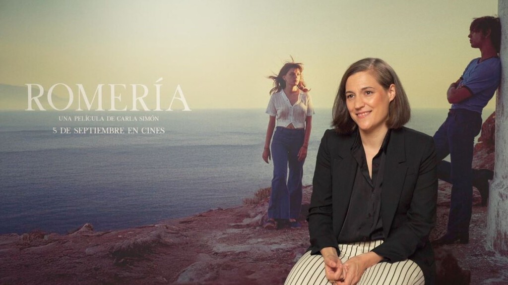 "Es bonito usar el cine para crear magia y resucitar a los muertos". Hablamos con Carla Simón de 'Romería', su realidad mágica, las dificultades de escribir y Siniestro Total 