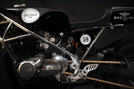 Detalle del chasis y motor