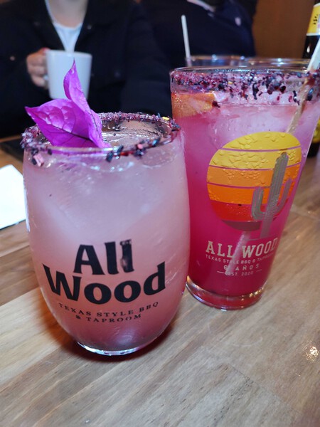 All Wood celebra 6 años en CDMX con auténtico BBQ texano, delicias a las brasas, música country y un menú creado por chefs invitados