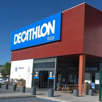 Decathlon siempre triunfa con sus rebajas y estas zapatillas Asics para runners son el motivo por lo cómodas y baratas que son 