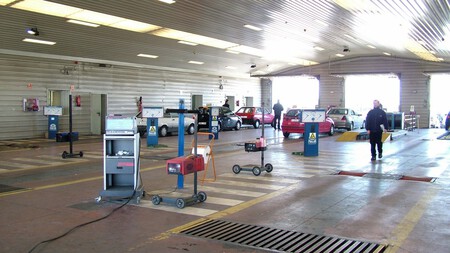 Estación ITV interior coches