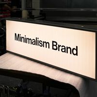 La marca española que apuesta por tejidos sostenibles y pocas veces baja sus precios sorprende con esta sudadera rebajada para uso diario