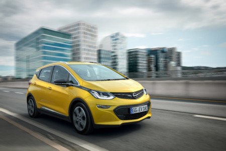 Opel Ampera-e, el Chevrolet Bolt ya tiene pasaporte europeo