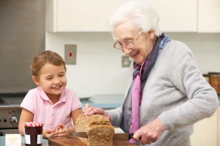 Sin salto generacional, conectando a los abuelos con los niños