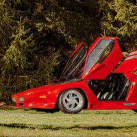Nació para destruir al Ferrari F40 pero acabó siendo una maldición: la trágica historia del Vector W8 y cómo arruinó a su creador