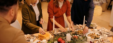 Ikea vende un mueble auxiliar que es aparador y también mesa de comedor perfecto para cocinas pequeñas