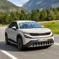 Probamos el Skoda Epiq: el antídoto del Grupo Volkswagen para los coches eléctricos chinos es un SUV urbano cargado de lógica y con acento español