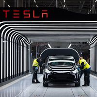 "¿Es su puesto de trabajo esencial en Tesla?": si tu jefe considera que no, a la calle. El coche barato de Tesla puede salir caro a sus empleados