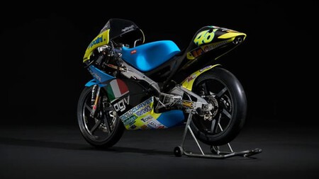 No total, Rossi acumulou 115 vitórias em Grandes Prêmios e 235 pódios em todas as categorias. Esta Aprilia RS125R marca o início dessa história