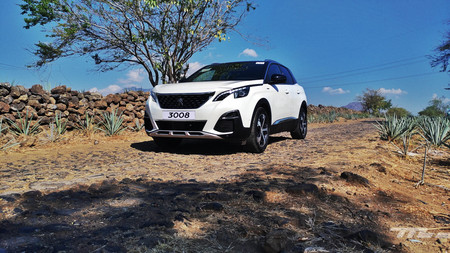 Manejamos el nuevo Peugeot 3008, una bofetada a los SUV premium del momento