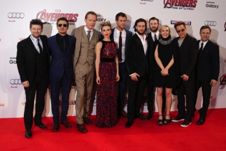 Los superhéroes se nos van de chupipandi en la premiere de Londres de "The Avengers: Age of Ultron"