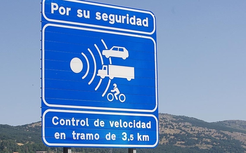 https://i.blogs.es/41ef1c/article-radar-tramo-exito-multas-velocidad-dgt-104474-55ba171a16b7d/840_560.jpg