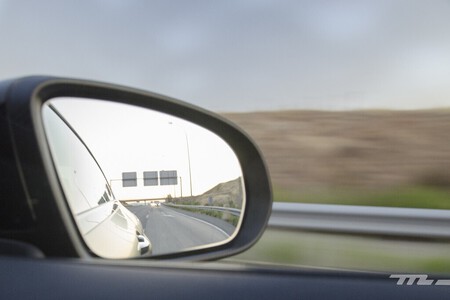 Retrovisor autopista