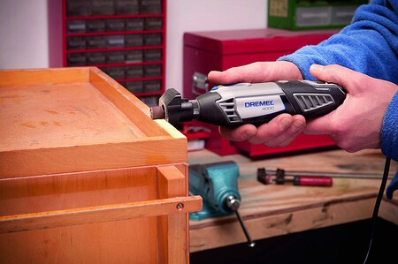 Descuentazo en Leroy Merlin en la mini herramienta eléctrica Dremel con 65 accesorios: ahora cuesta 116,75 euros