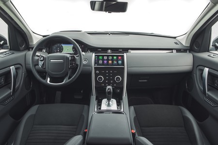 Land Rover Discovery Sport 2019 007