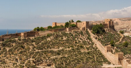Pueblos Pesqueros Espana Bonitos Autenticos Tradicionales Comida Barata Rica Escapada Andalucia Granada