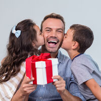 Día del Padre 2021: 19 experiencias y regalos para hacerle a papá y disfrutarlos juntos