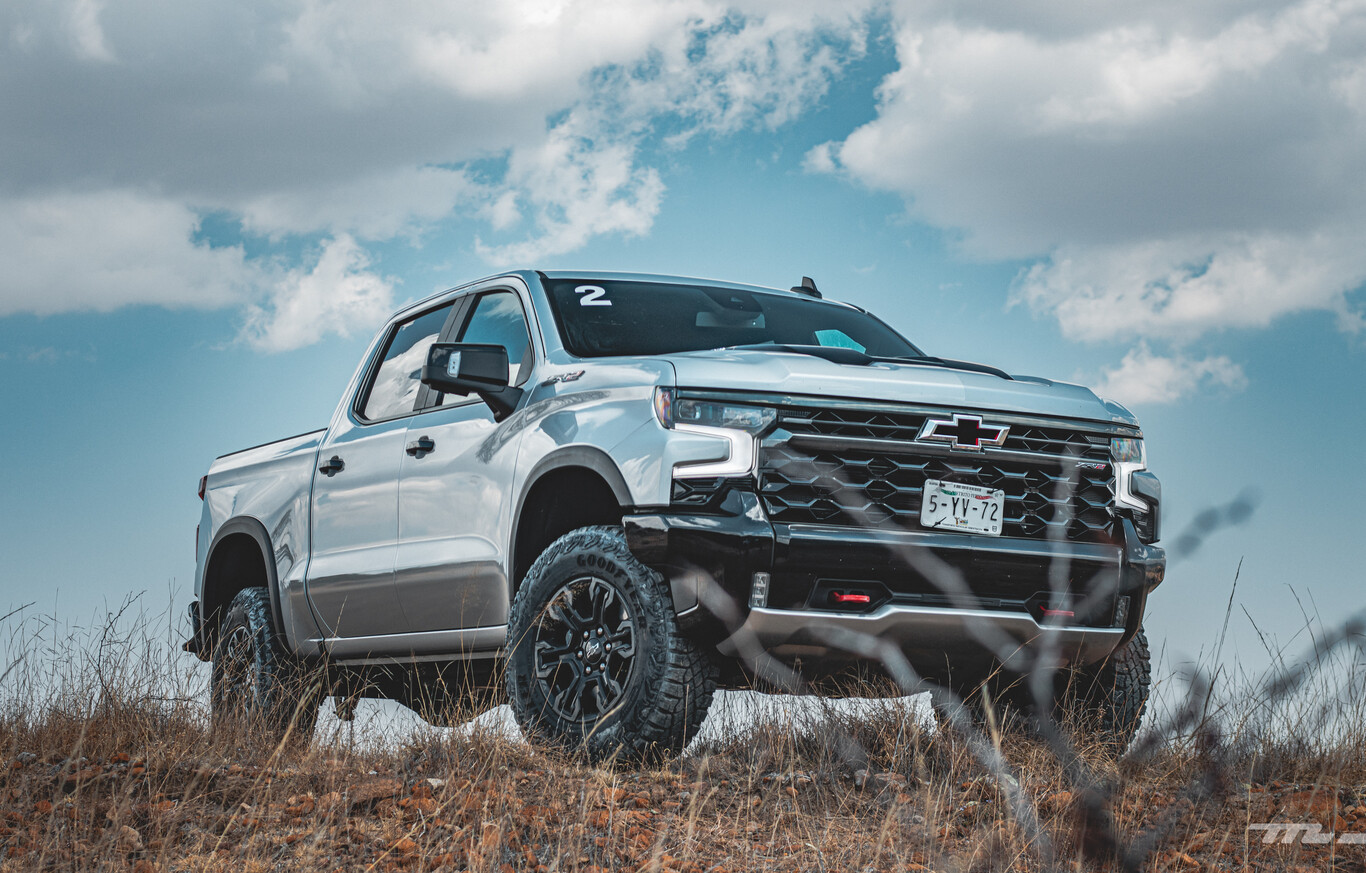 Chevrolet Cheyenne ZR2, la manejamos: una pick-up para llevar la aventura a donde sea