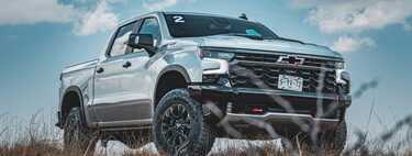 Chevrolet Cheyenne ZR2, la manejamos: una pick-up para llevar la aventura a donde sea