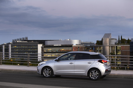 Hyundai i20 lateral trasera