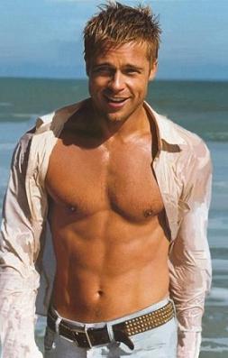 Pellizcar el culito de Brad Pitt...