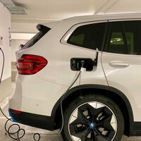 Os críticos de veículos elétricos perdem um argumento sobre as baterias dos carros: um estudo confirma que elas duram mais do que se pensava anteriormente 