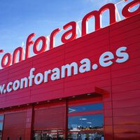 El banco para jardines, balcones y terrazas que vende Conforama y que viene con espacio para almacenaje