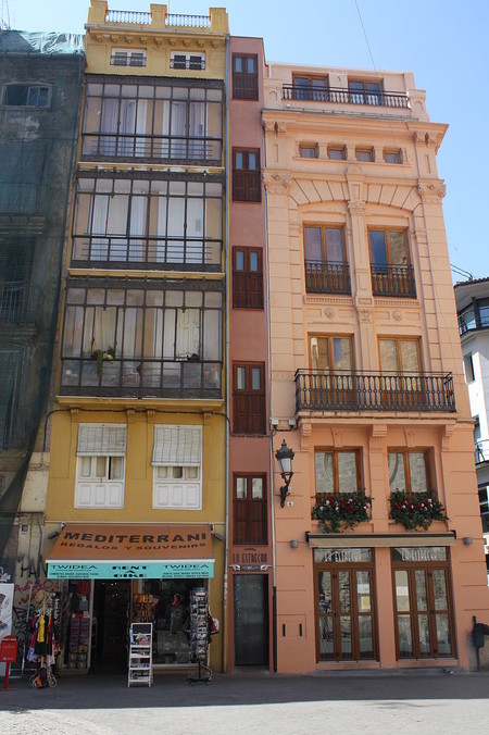 Casa Estrecha Valencia