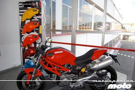 Ducati696-entrada-museo