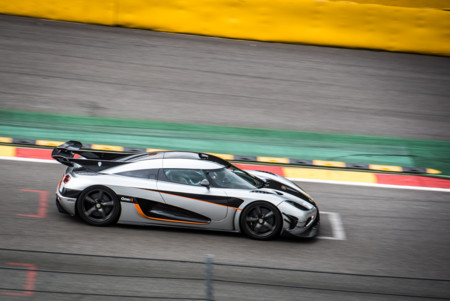 Video: Koengisegg One:1 impone récord en Spa Francorchamps
