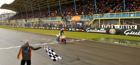 Supersport Holanda 2012: Lorenzo Lanzi, debutar y ganar