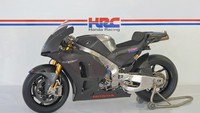 HRC desvela su Honda RCV1000R
