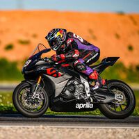 Jorge Martín ha jubilado su Ducati Panigale V4S por una Aprilia muy bestia con más CV. Y le ha puesto las pilas a Marc Márquez 