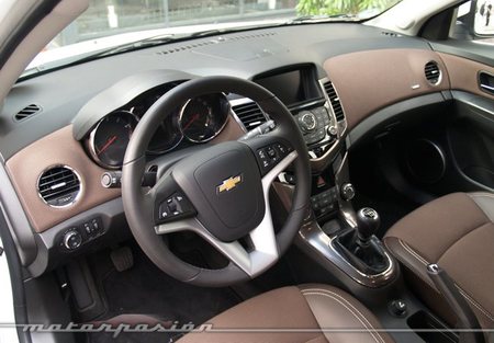 Chevrolet Cruze Station Wagon presentación 28