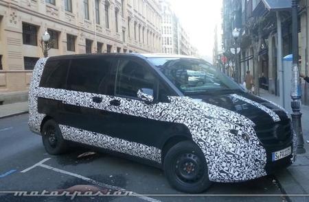 Las nuevas Mercedes-Benz Clase V 2014 ruedan por el norte de España