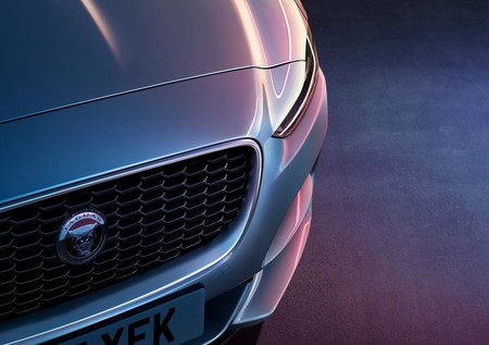 Jaguar se lanza a la caza de Tesla. Fabricará un competidor para el Model 3