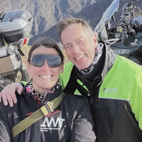 Querían dar la vuelta al mundo en moto y acabaron detenidos en Irán por espionaje. Ahora piden la pena de muerte